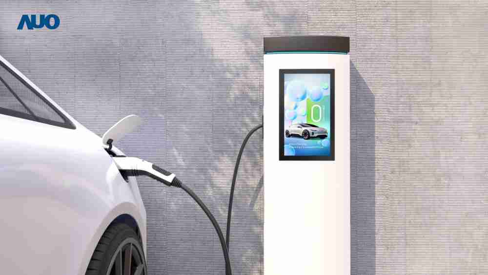 友達〝EVSE車用充電樁解決方案〞專為電動汽車充電樁設計，，，，具有高亮度、、、、克服戶外艱難環境的耐溫、、、、耐紫外線等特性，，，，並搭載散熱性及擴充性強的高效能工業電腦，，，可實現人機互動訴求，，，，如資訊顯示、、支付等應用